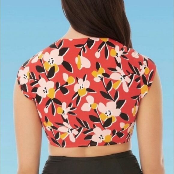 Plus Size! Slimming Control Tie-Front Bikini Top  - Picture 3 of 7